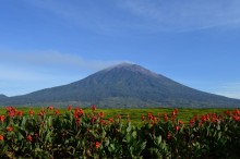 The ascent of Gunung Kerinci - Indonesia's highest volcano at 3800m..